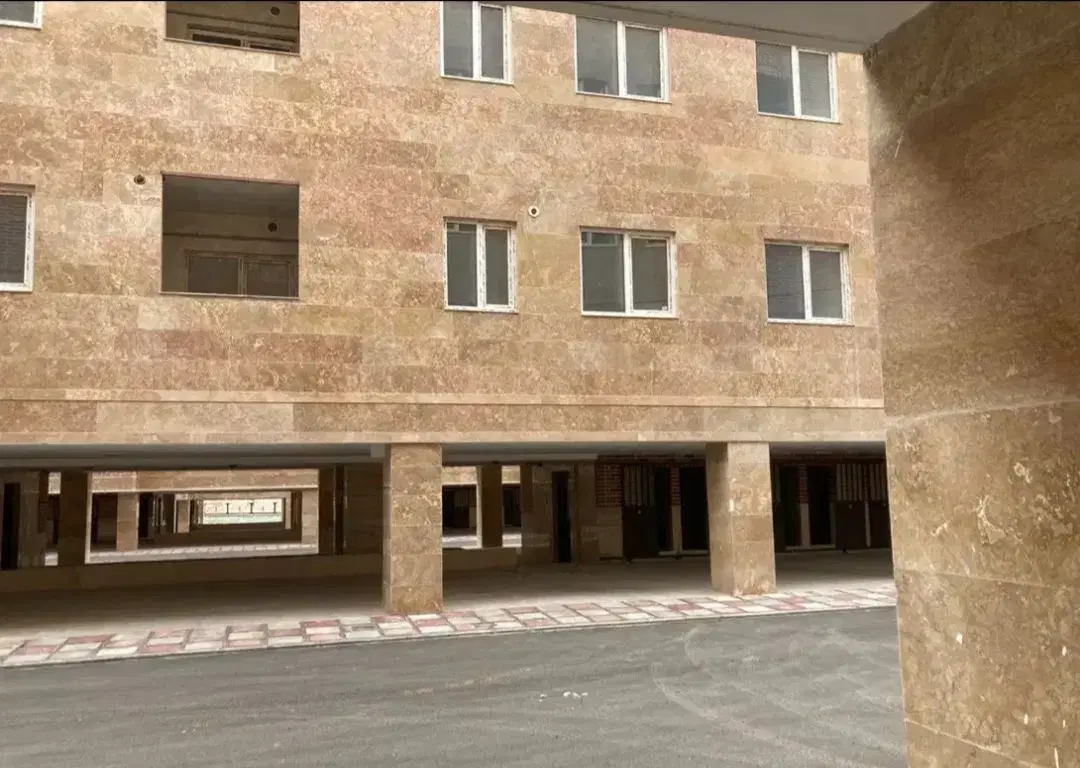 آپارتمان ۸۴ متری فاز ۳(دو خواب)
