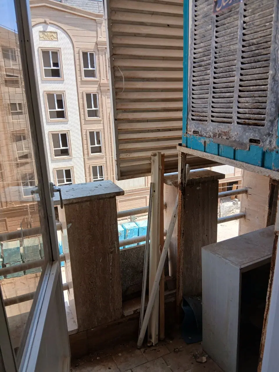 فروش واحد آپارتمانی