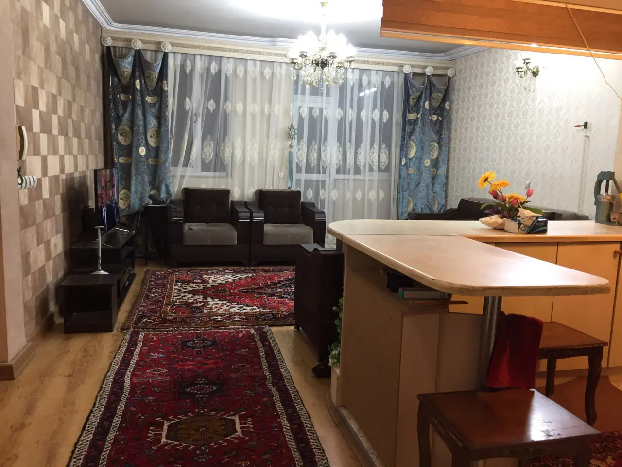 چهار راه ۱۷ شهریور کوچه غزل
