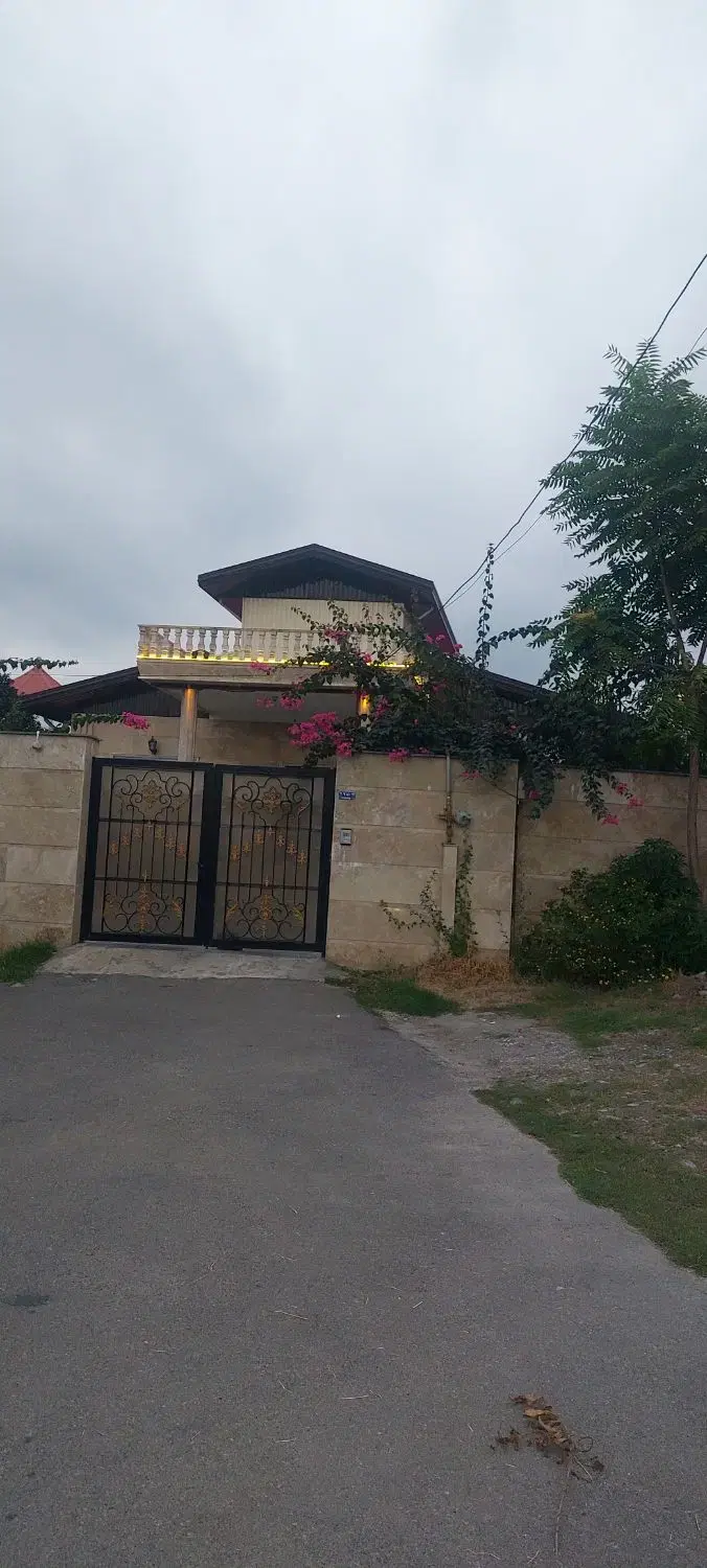 فروش خانه ویلایی ۱۹۰ متری ۲ خوابه