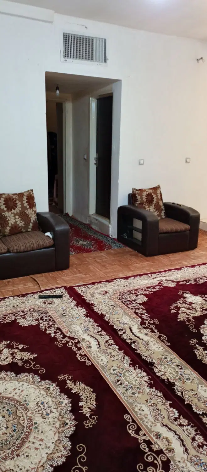 آپارتمان ۹۰ متری مهـرشـهر _ مجتمع ابوالفضل