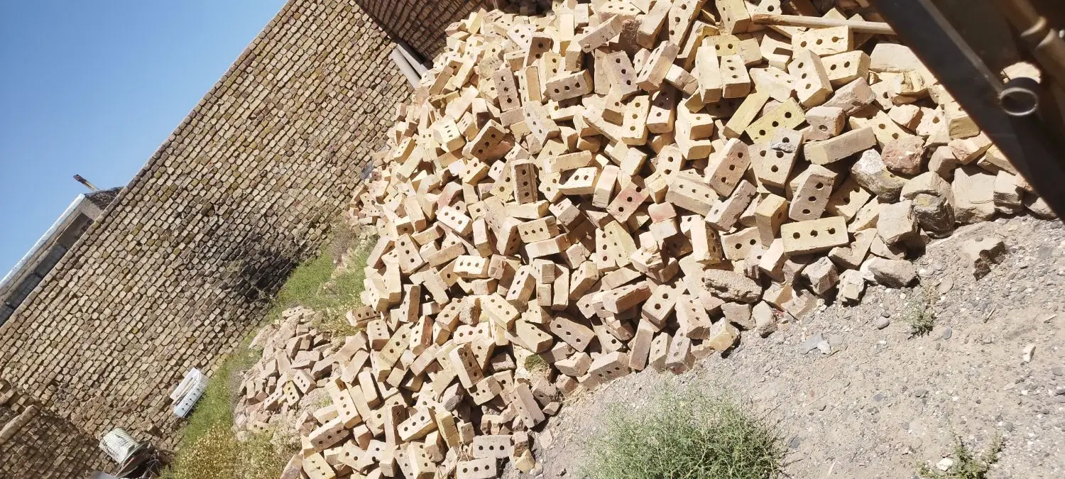 زمین 4دیواری اماده سقف