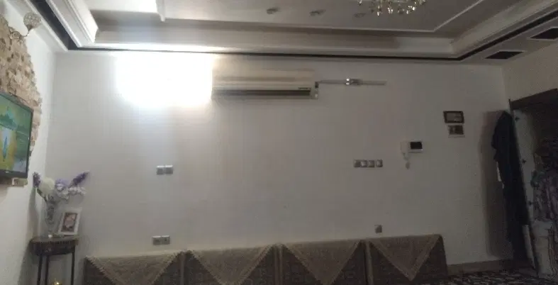 خانه تازه باز سازی شده در بهترین موقعیت بنیاد .