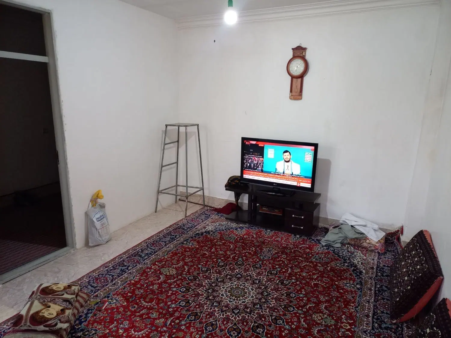 ۱۰۰متر ویلایی دوطبقه آزادگان خ امام رضا