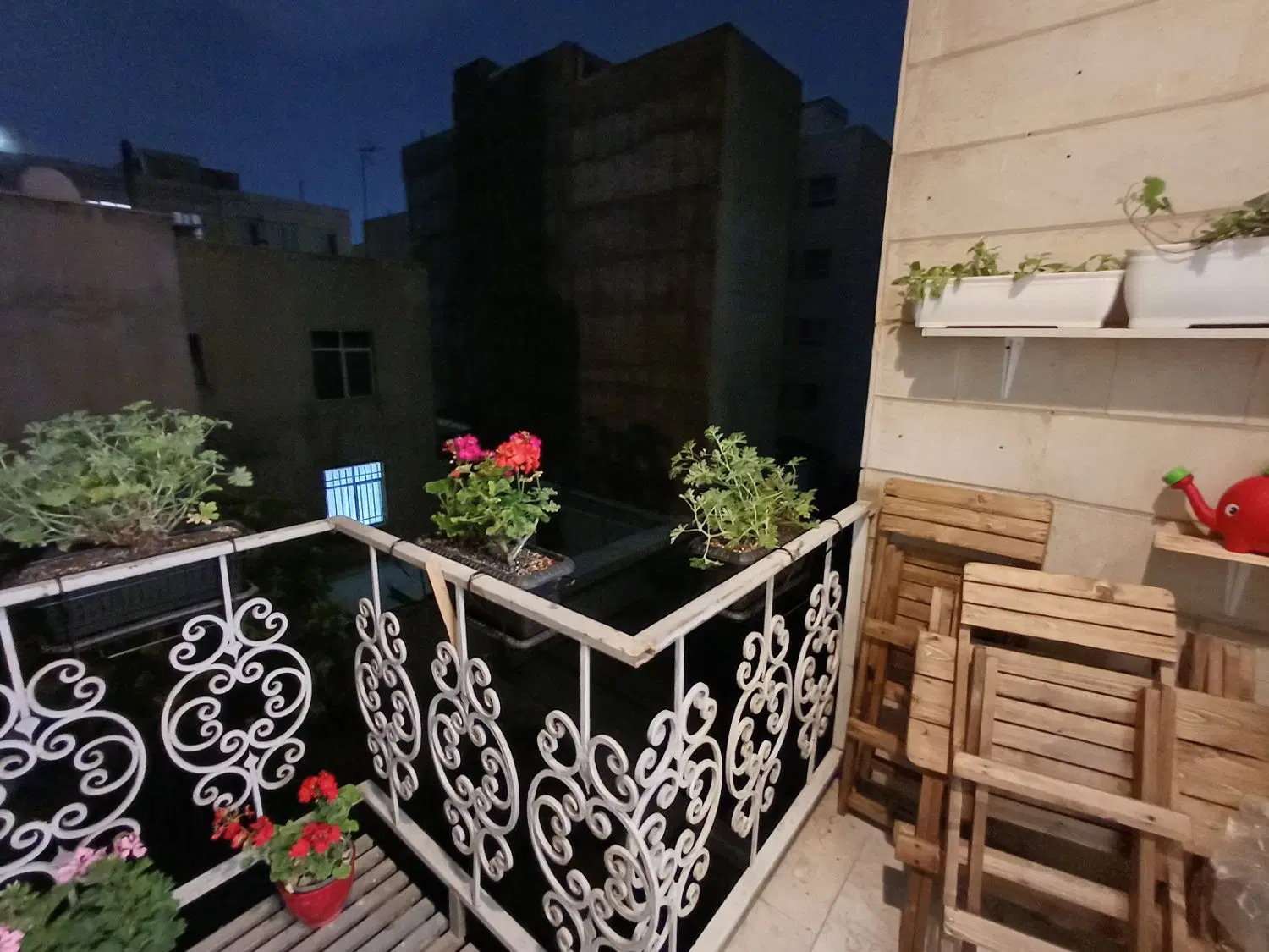 ۱۲۲ متر ۳خوابه طبقه اول