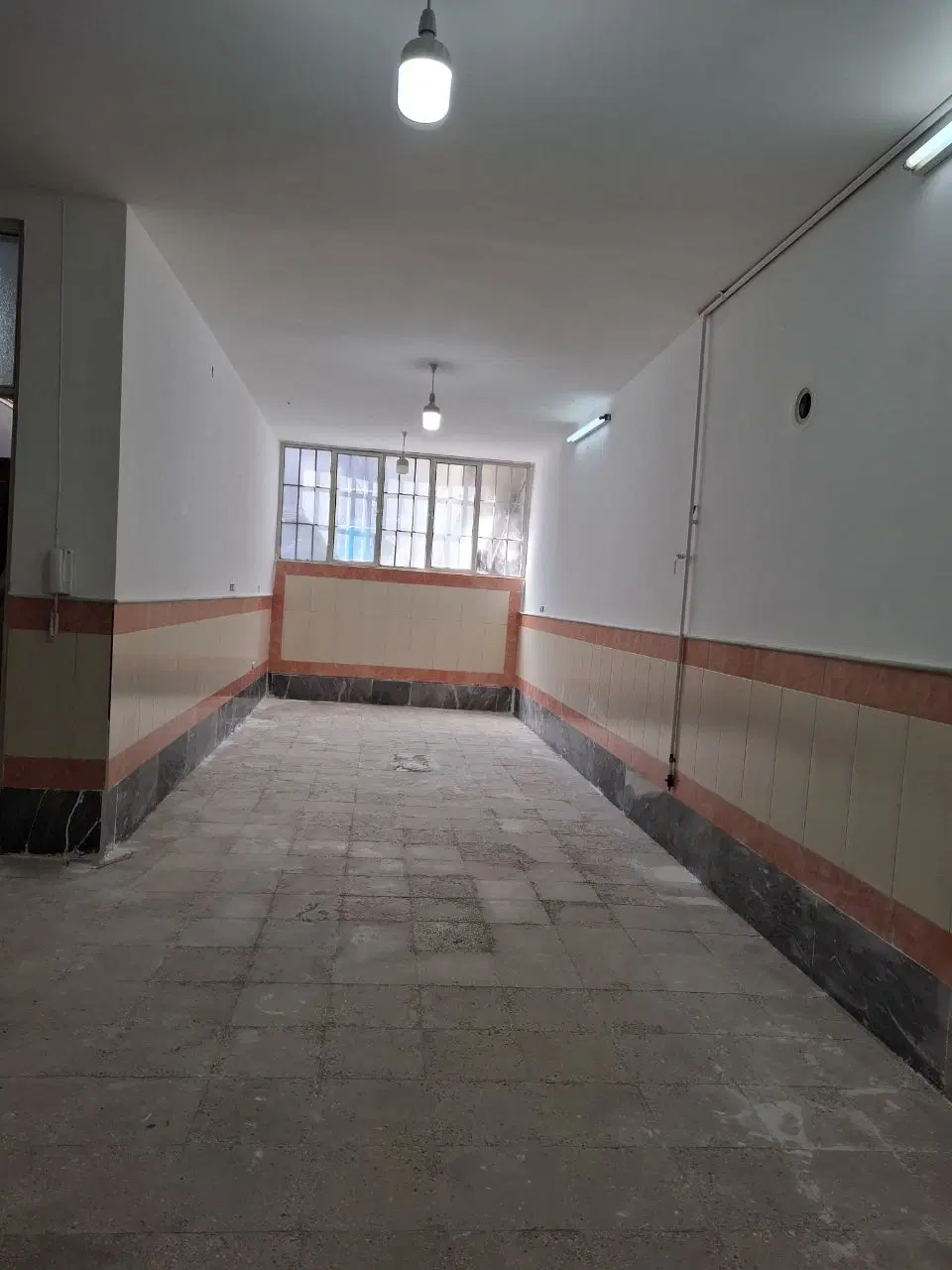 ۱۲۰متر زیرزمین راه جدا