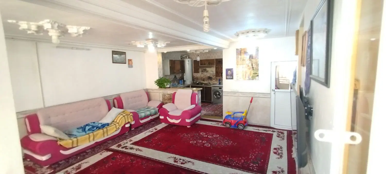 خانه درب حیاط دو خواب مستقل تمیز