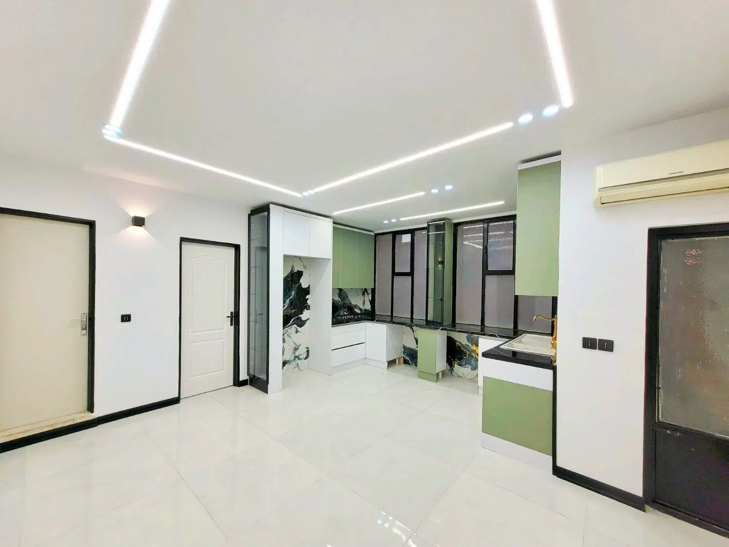 ۵۴متر_فول امکانات_سندتکبرگ_تهاتر با خودرو