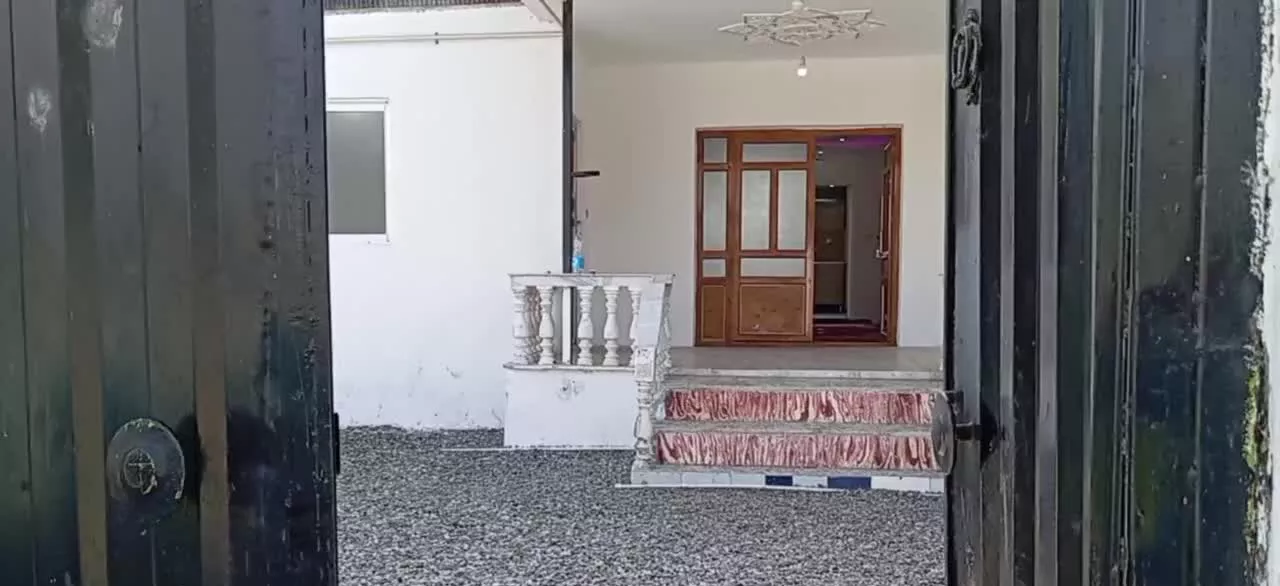 ۱۲۰ متر چهارمحل آهی