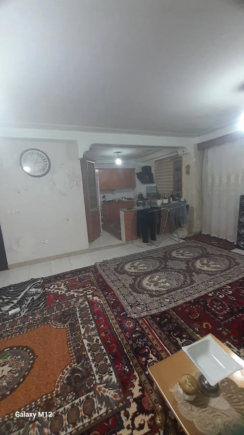 طبقه‌۳‌با‌پارکنیک‌‌برخیابان