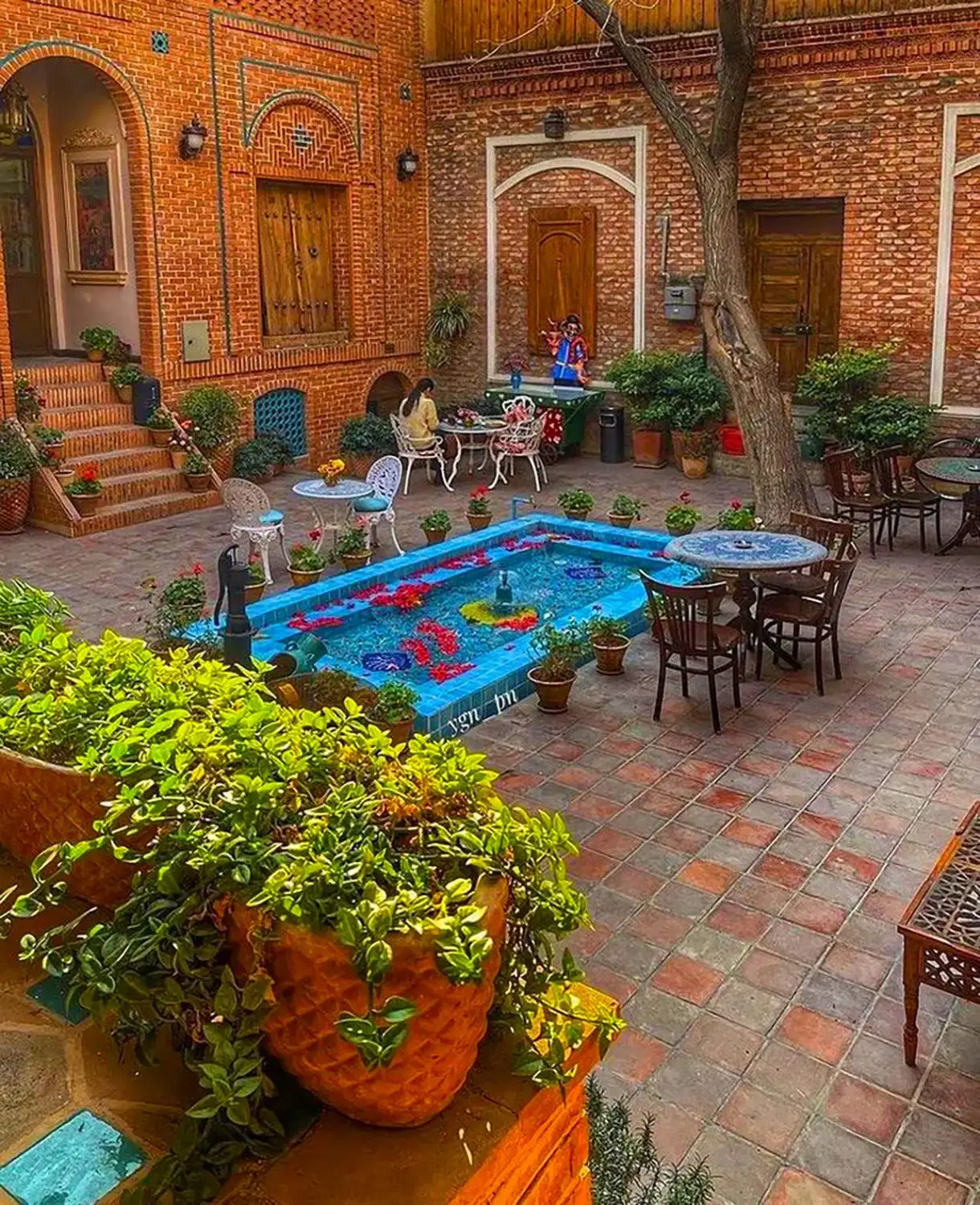 ویلایی قدیمی جی شرقی