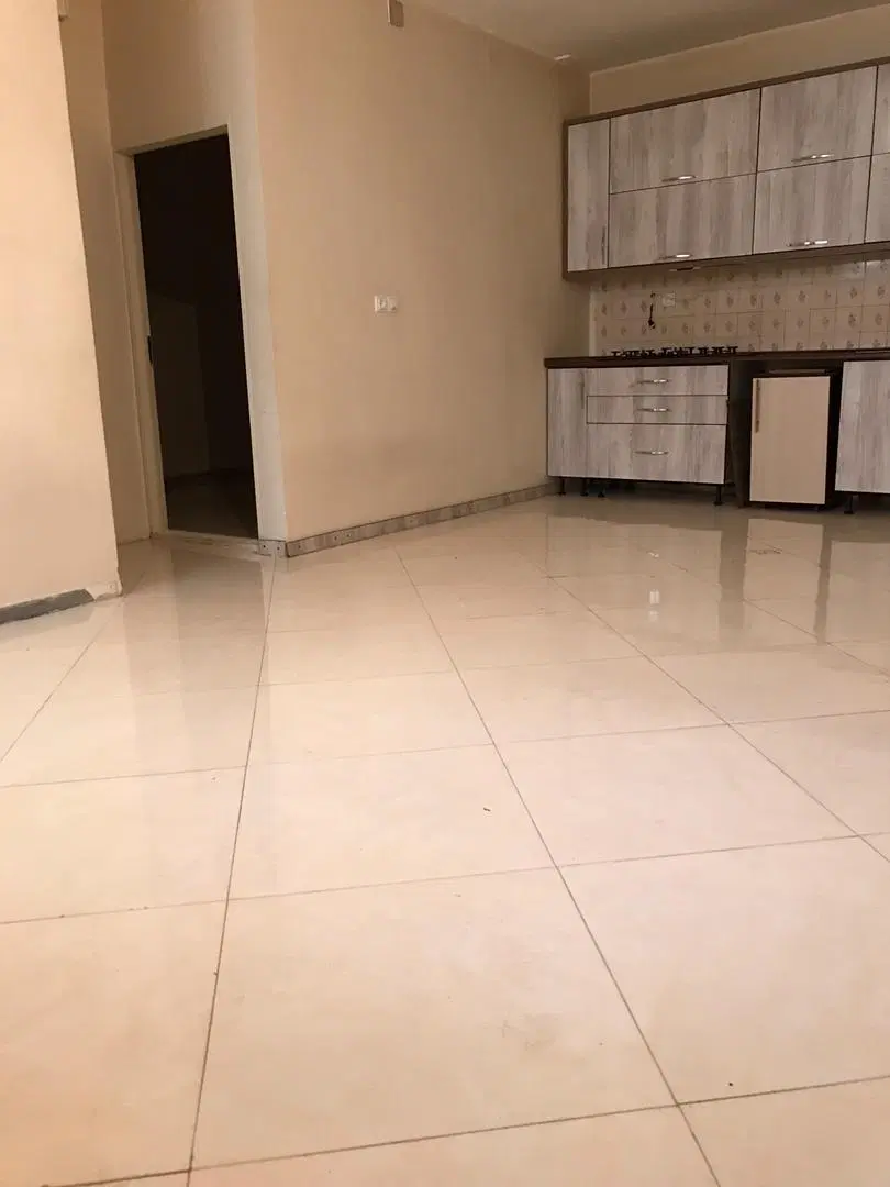 واحد اجاره ای زیر همکف بازسازی شده