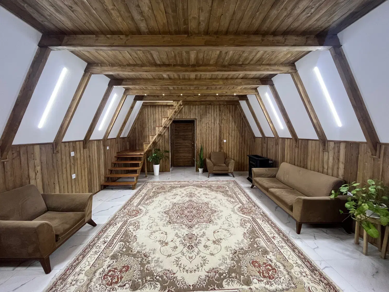 کلبه سوئیسی جنگلی