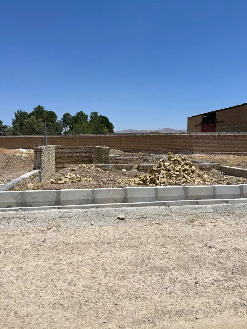 زمین 210 متر کوشک