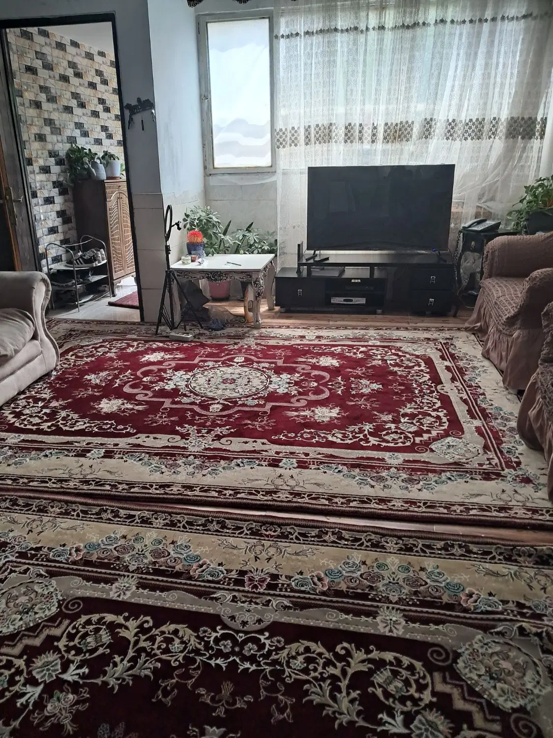 فروش طبقه اول از منزل  د وطبقه  کاملا  را ه جدا