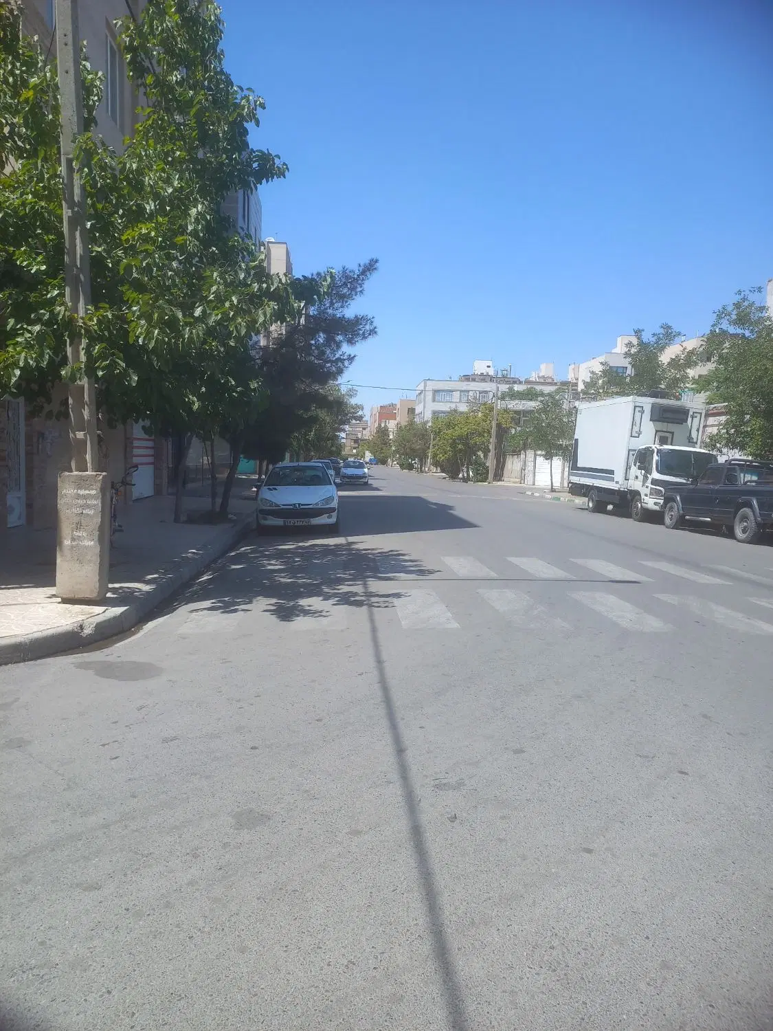 مغازه تجاری فروشی