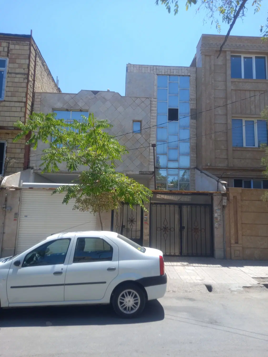 رهن اجاره  دوطبقه  ویلایی  هر طبقه ۱۱۵ متر