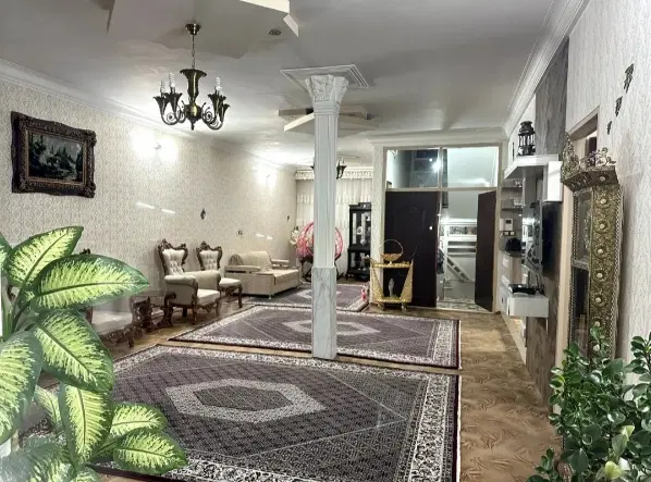 ویلایی دو کله آزادگان خیابان مرداد