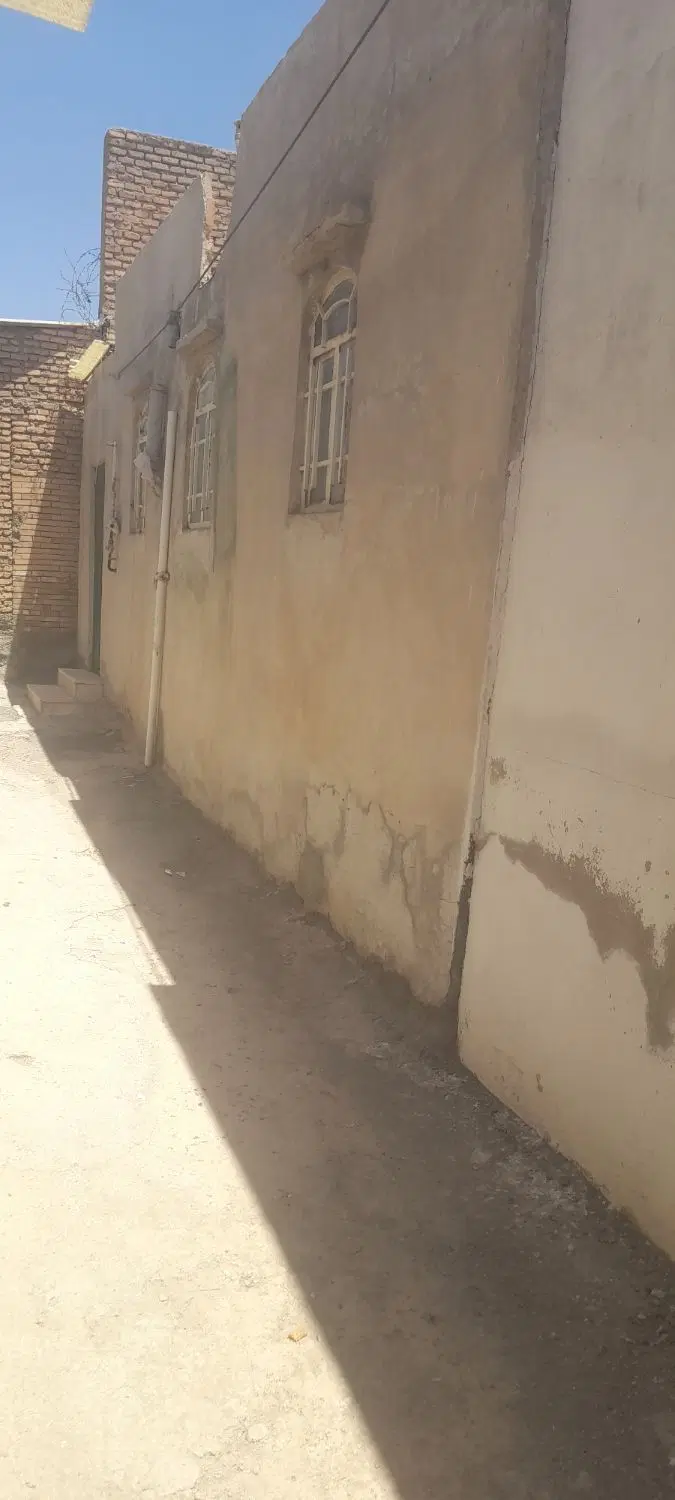 خانه ۵۰ متری صادقیه