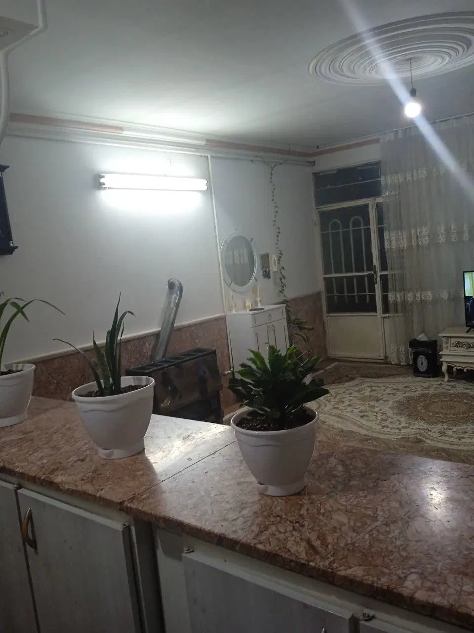 خانه سرعقب دوطبقه دربست