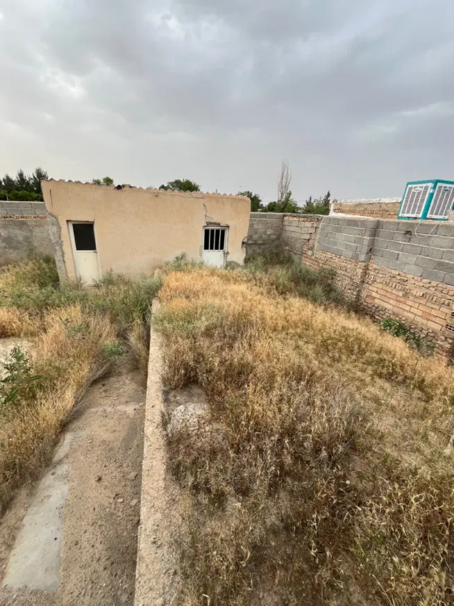 ۲۰۰ متر دیوارکشی داخل بافت روستا زرگر