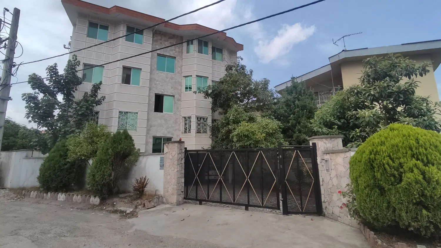 خانه آپارتمانی ، مرکز نوشهر