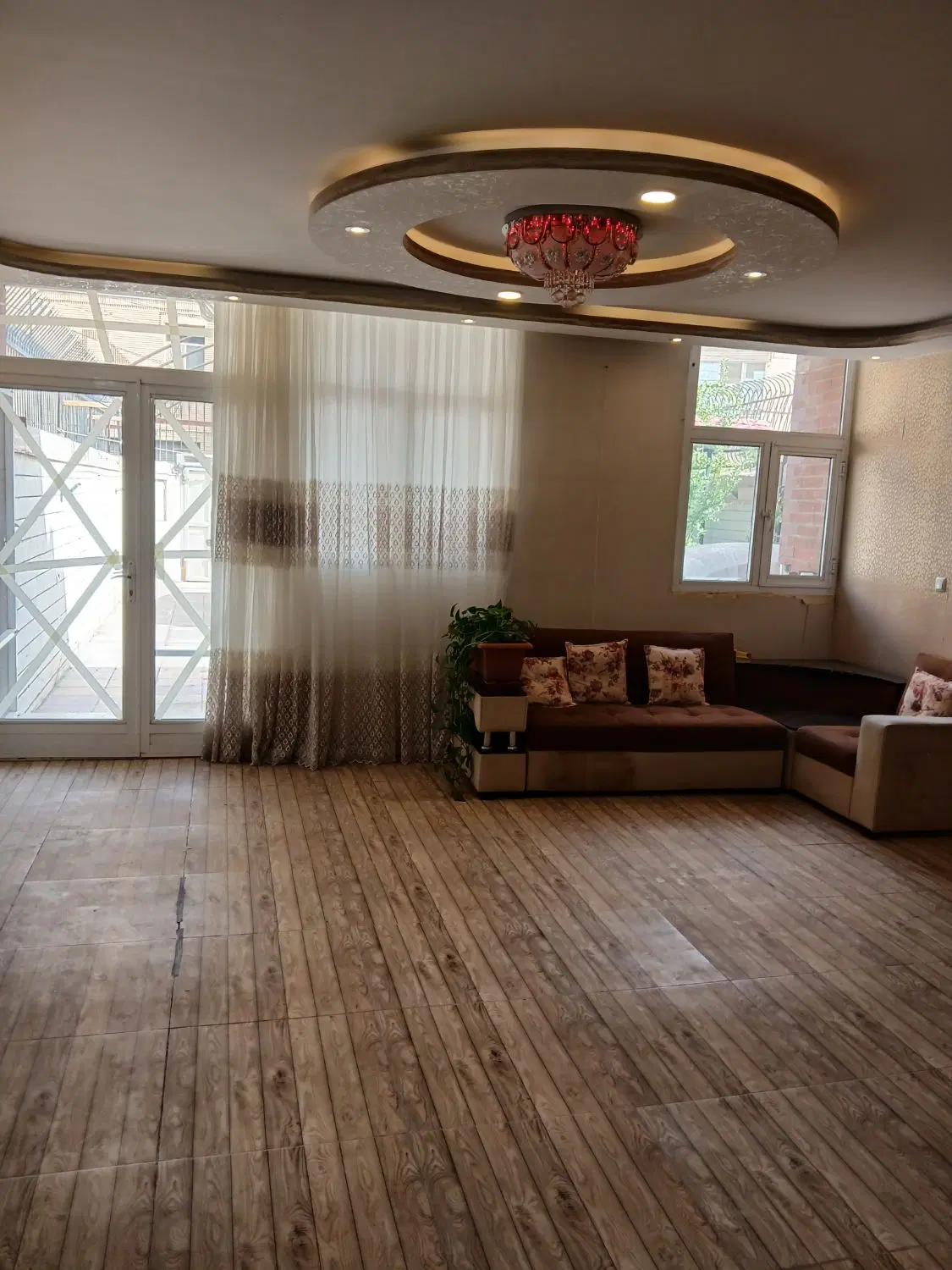 خانه باغ ویلایی ۳خواب ۳۰۰متر