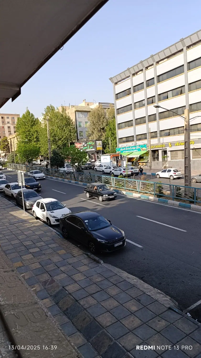 64 متر خاص ترین واحد اداری در شهران