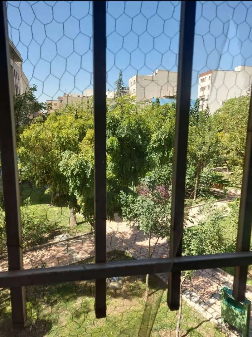 رهن و اجاره 93 متری کارون