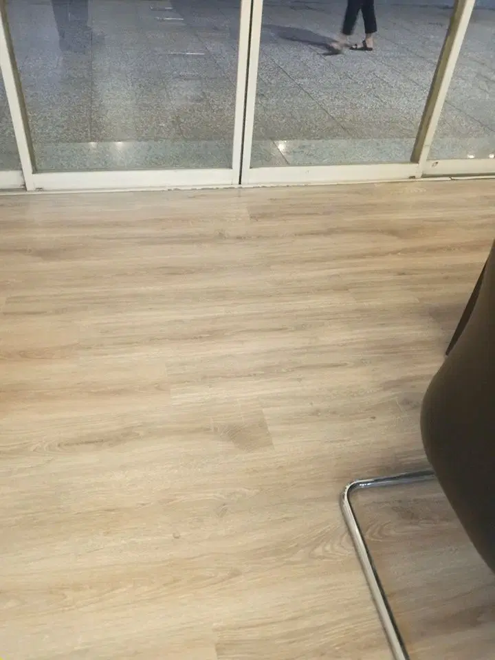 فروش مغازه ۳۰ متری خیابان خمینی