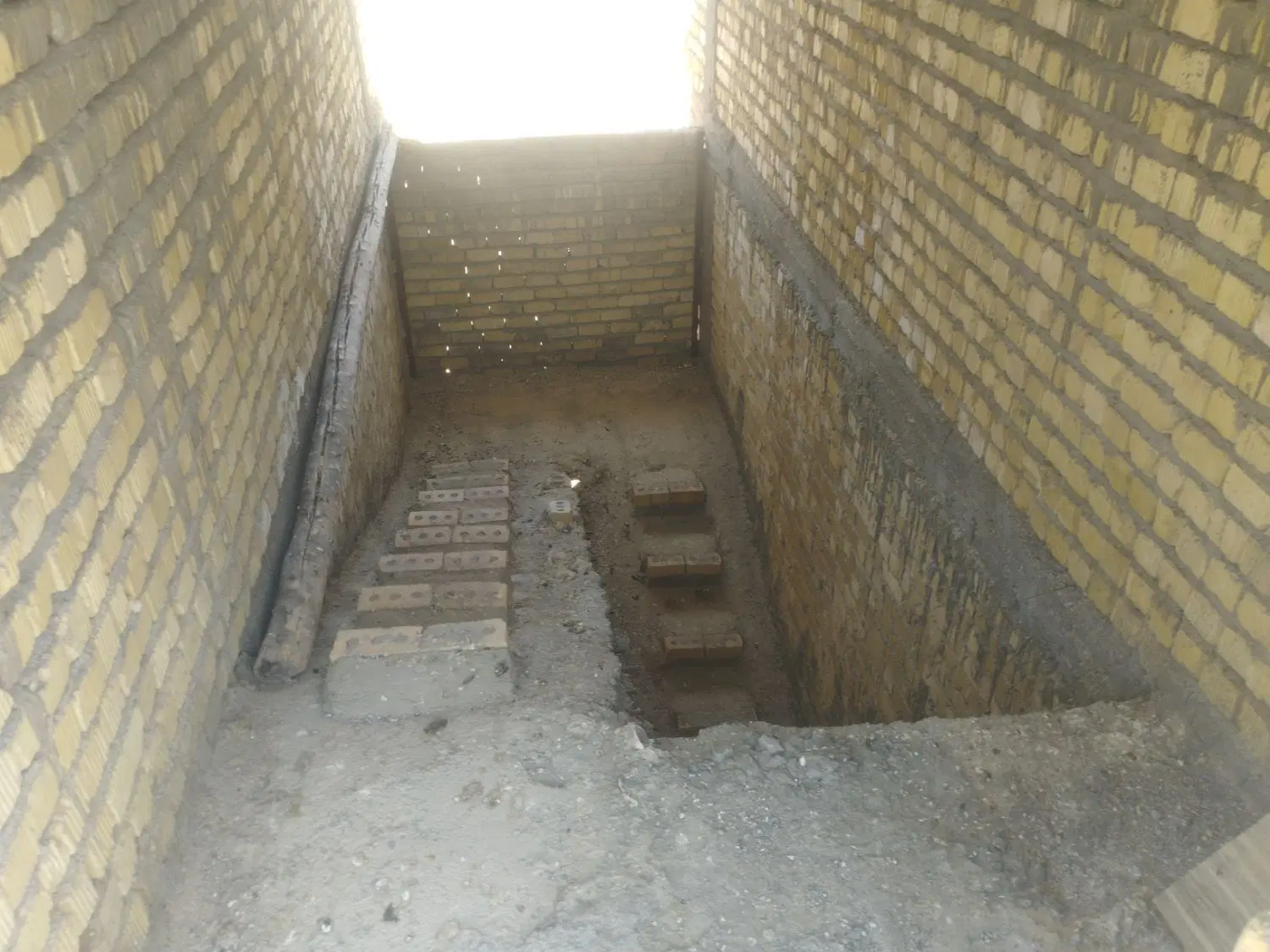 اسکلت 170متری کرونی