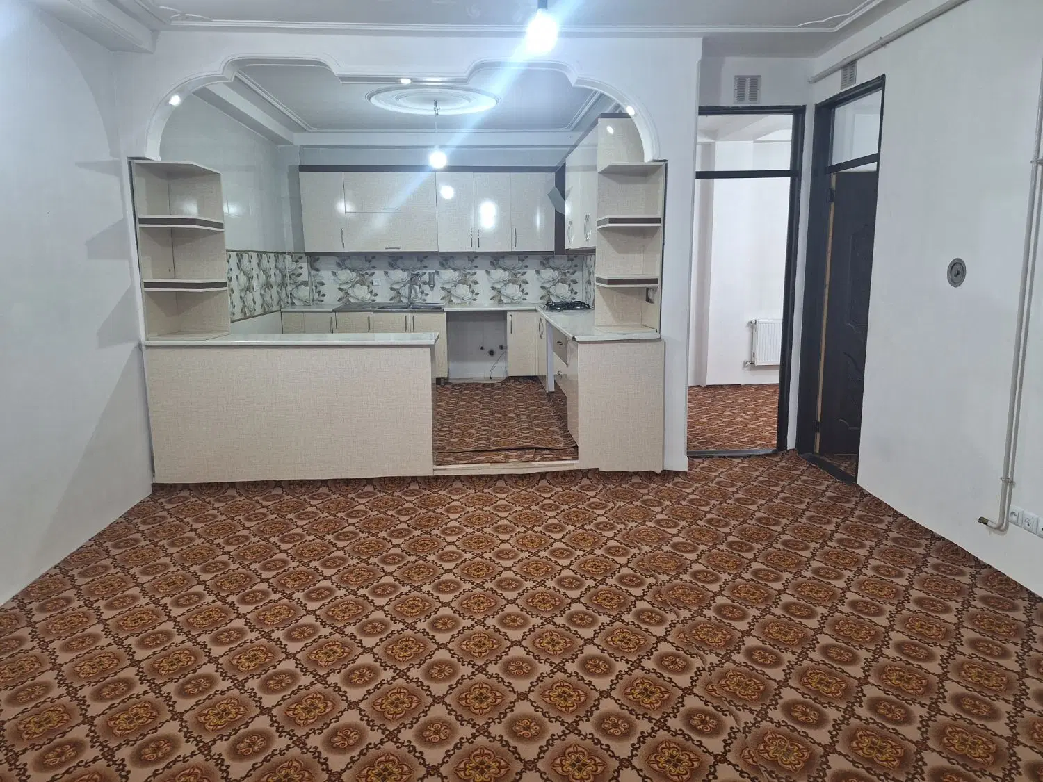 نانوایان فاز۳فروش ۱واحدمسکونی سنددار