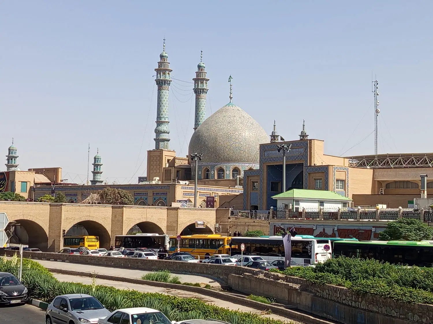 نزدیک حرم 55 متر تجاری در دو طبقه سند ششدونگ