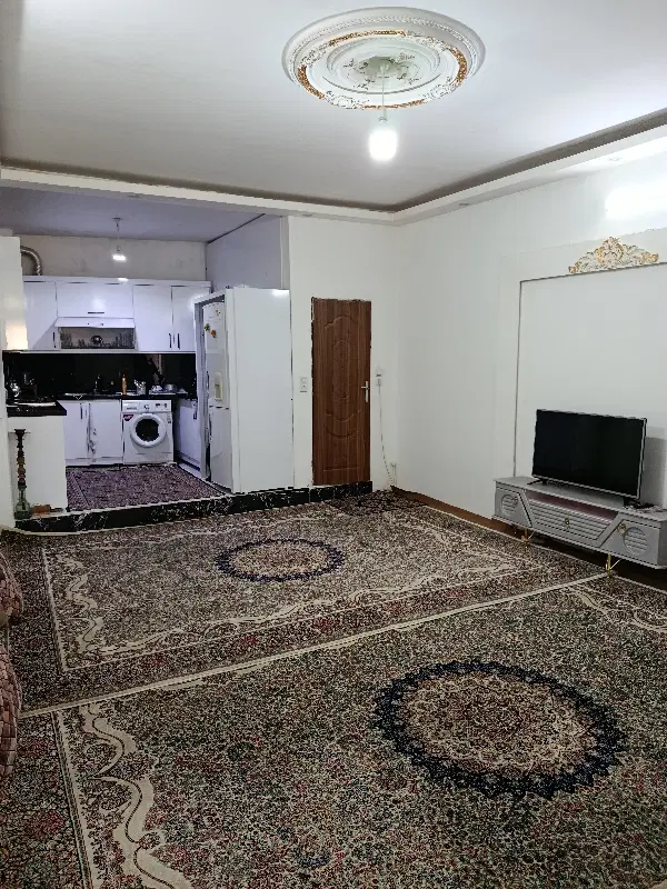 خانه آپارتمانی طبقه اول 70متری