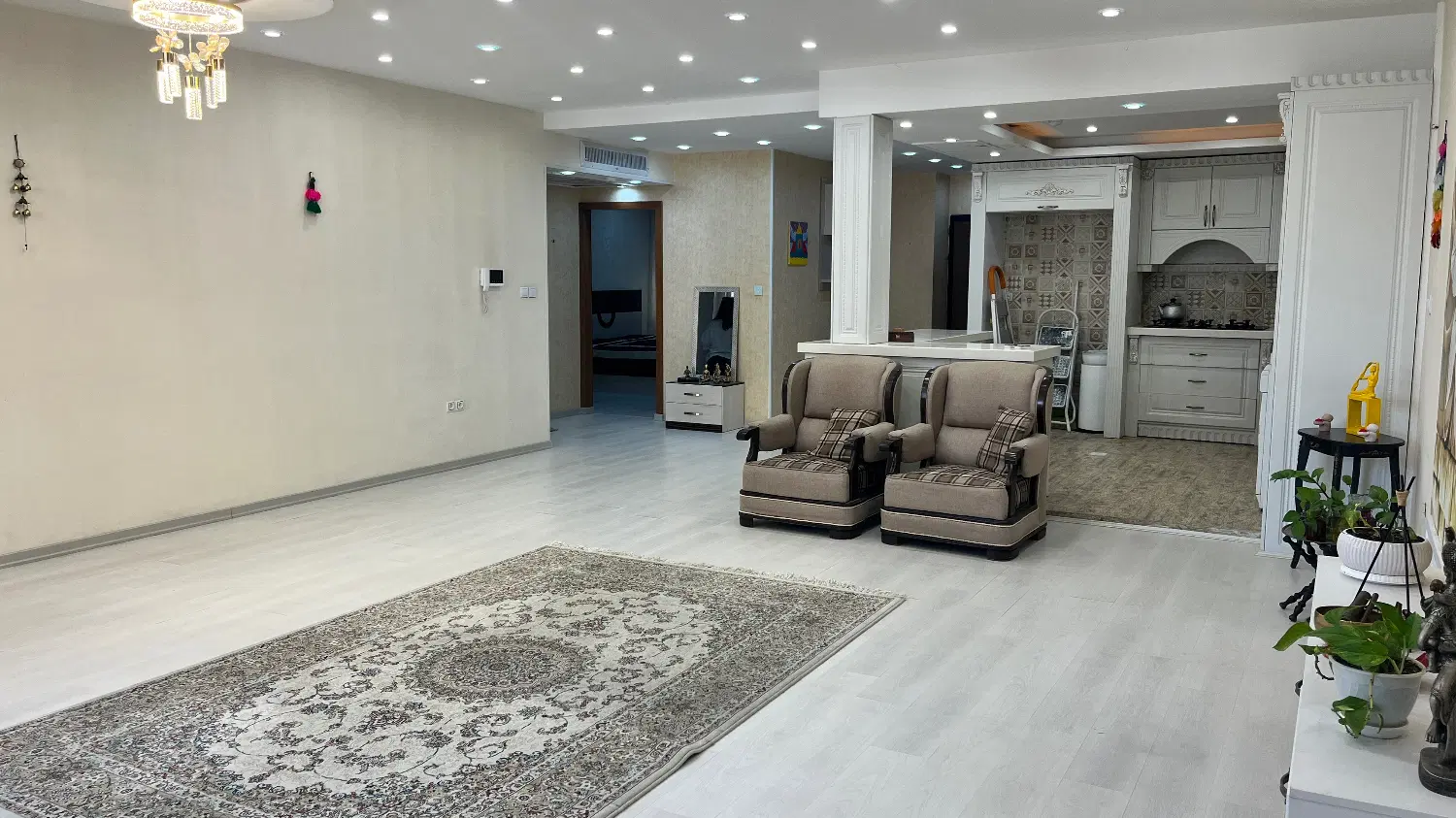 135متری _۲خواب_ لوکیشن تاپ