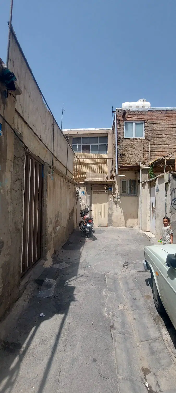 ۶۵ متر خونه ویلایی دو طبقه