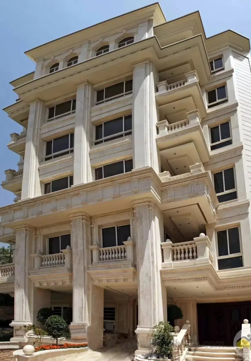 فروش آپارتمان سه خوابه