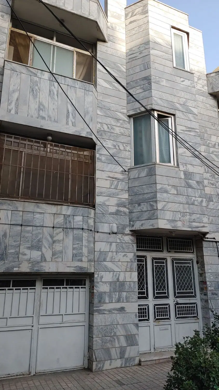 خانه ویلایی میلان ۲۰ متری