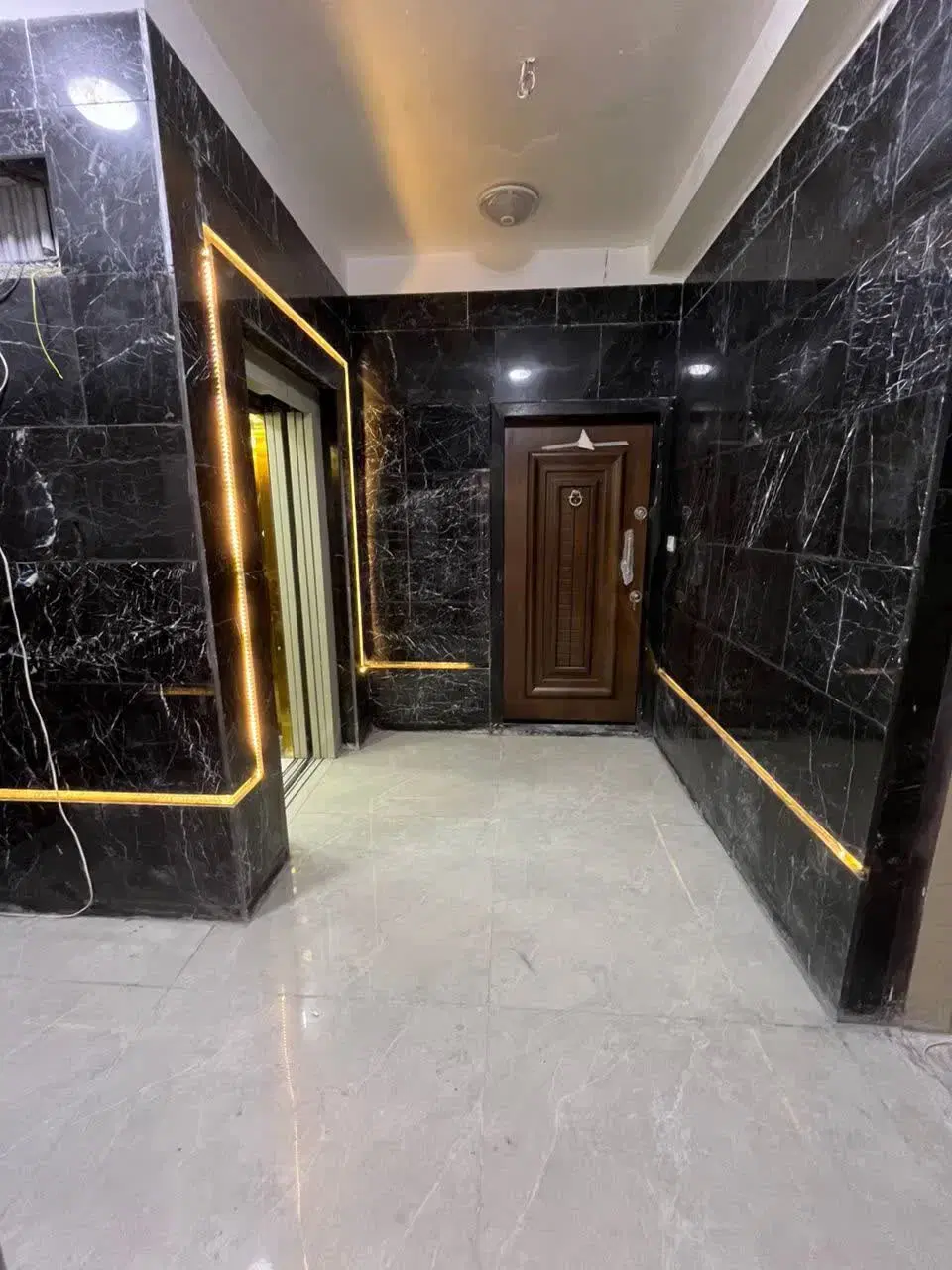 واحد آماده تحویل 560هکتاری پردیسان تحویل برج 7