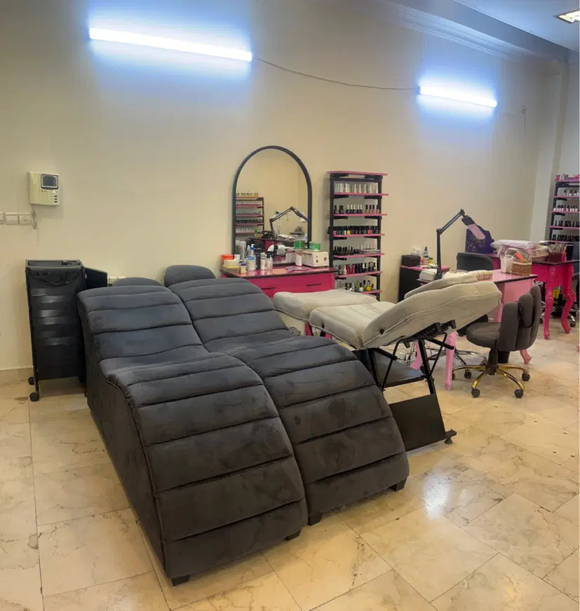فرصتی طلایی جهت اجاره میز ناخن و تخت مژه و اتاق