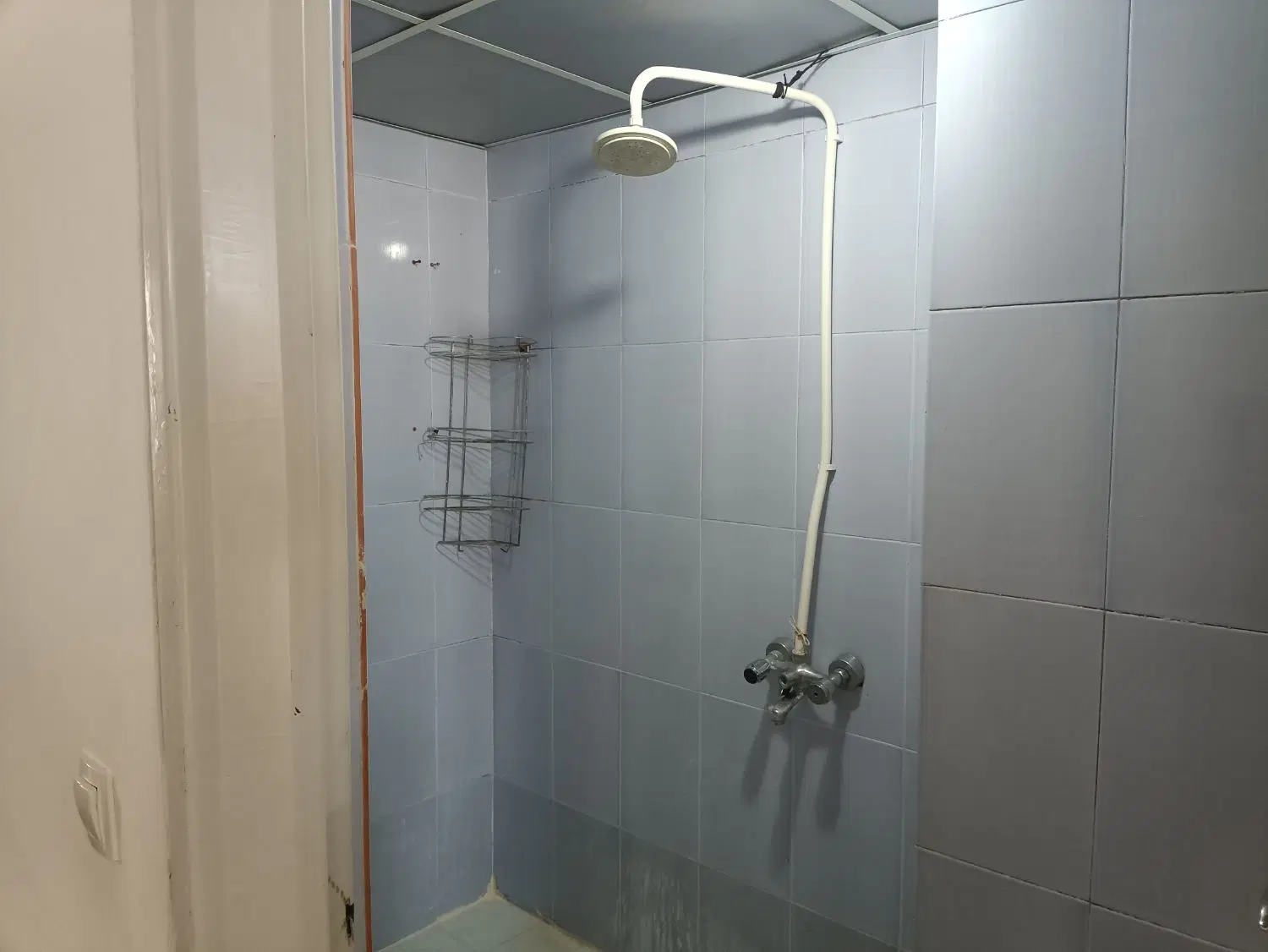 فروش آپارتمان در فاز 3 سهندمجتمع الزهرا طبقه سوم