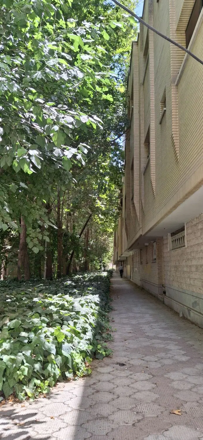فروش آپارتمان خوش نقشه و تاپ لوکیشن