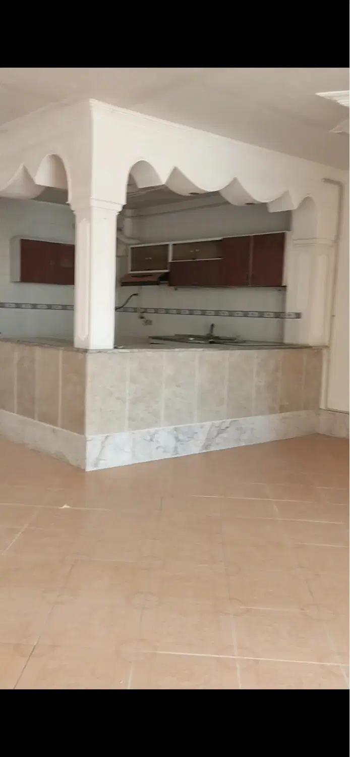 آپارتمان طبقه اول ۱۲۵ متری