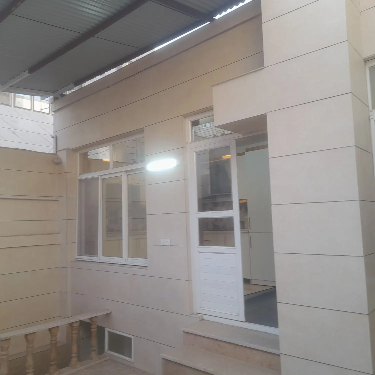 ویلایی ۲ طبقه سند ۶ دانگ