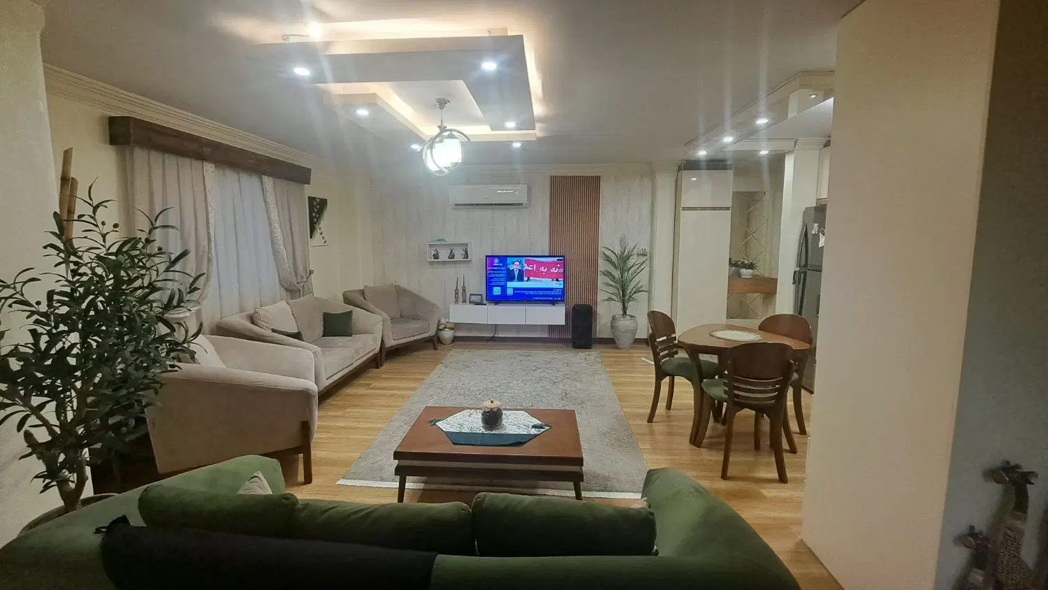 یک واحد آپارتمان در خیابان تختی