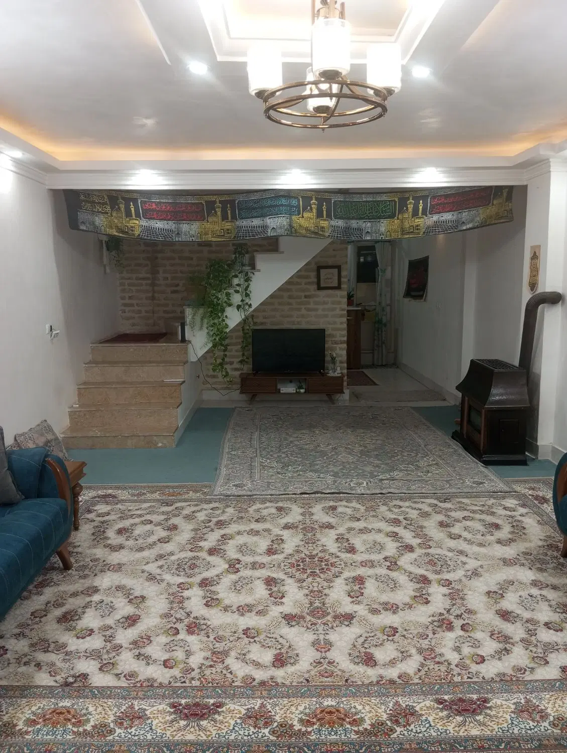 آپارتمان ۱۴۰ متری توس ۱۳۶ میلان ۱۰ متری