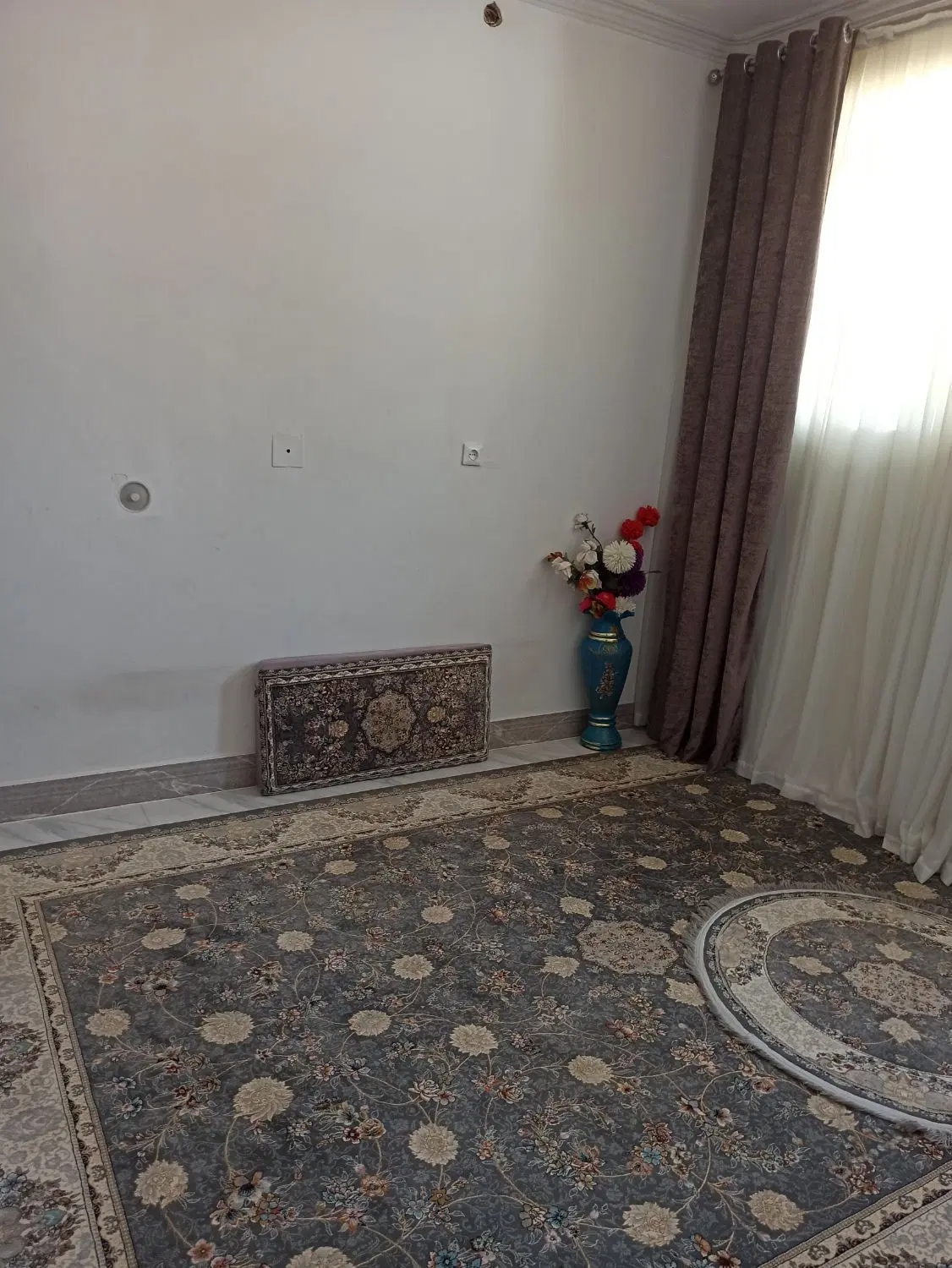 منزل فروشی حافظیه (چغاگلان)