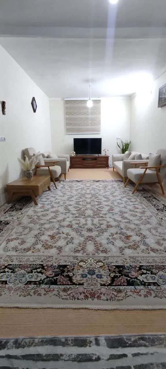 خانه ویلایی در مرکز شهر