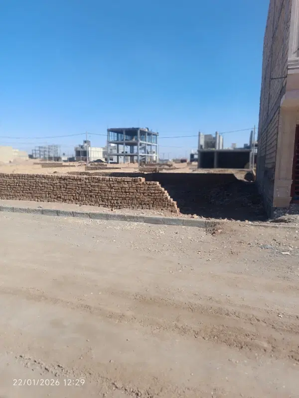 زمین بلوار استقلال میدان کسنویه