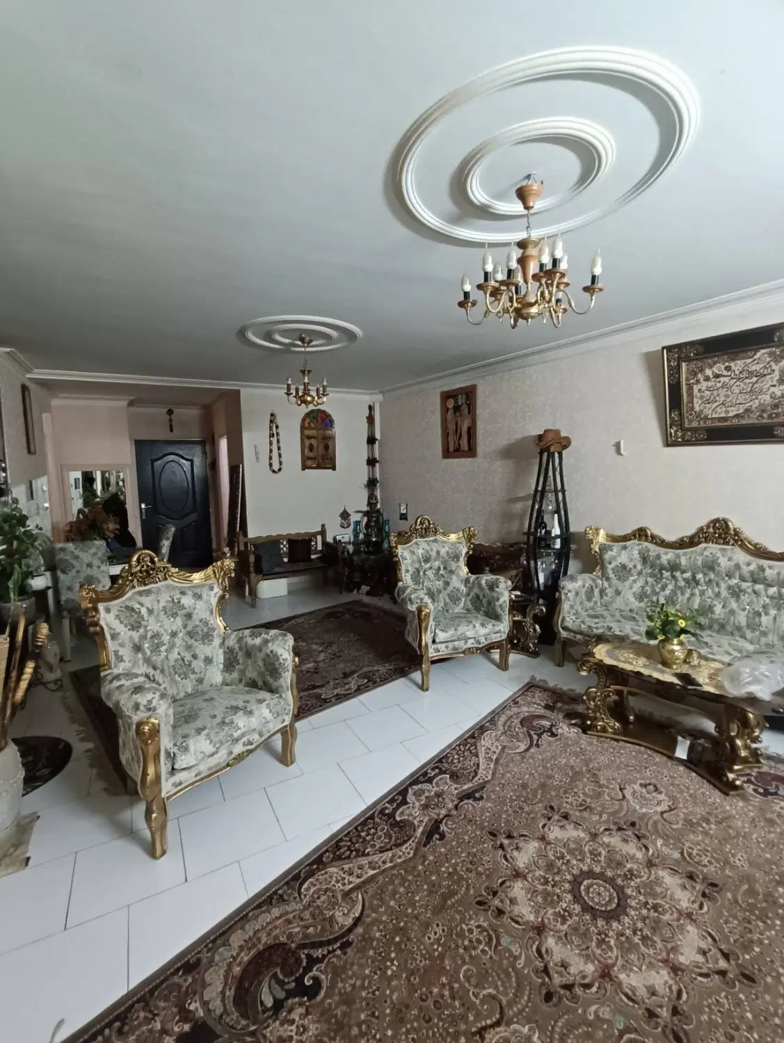 ۵۲ متری با حیاط اختصاصی